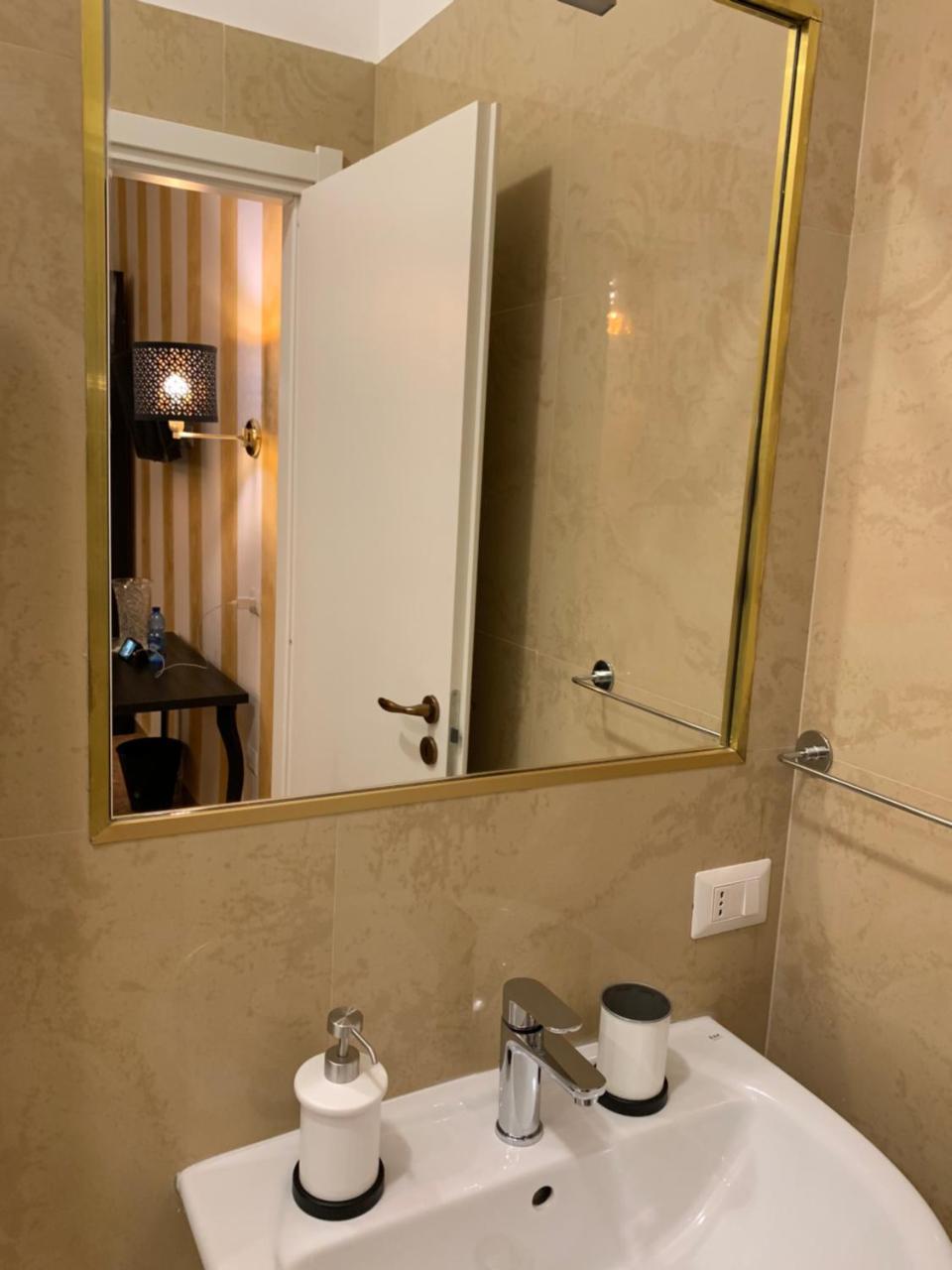 Fiumicinoa57 Bed & Breakfast Ngoại thất bức ảnh