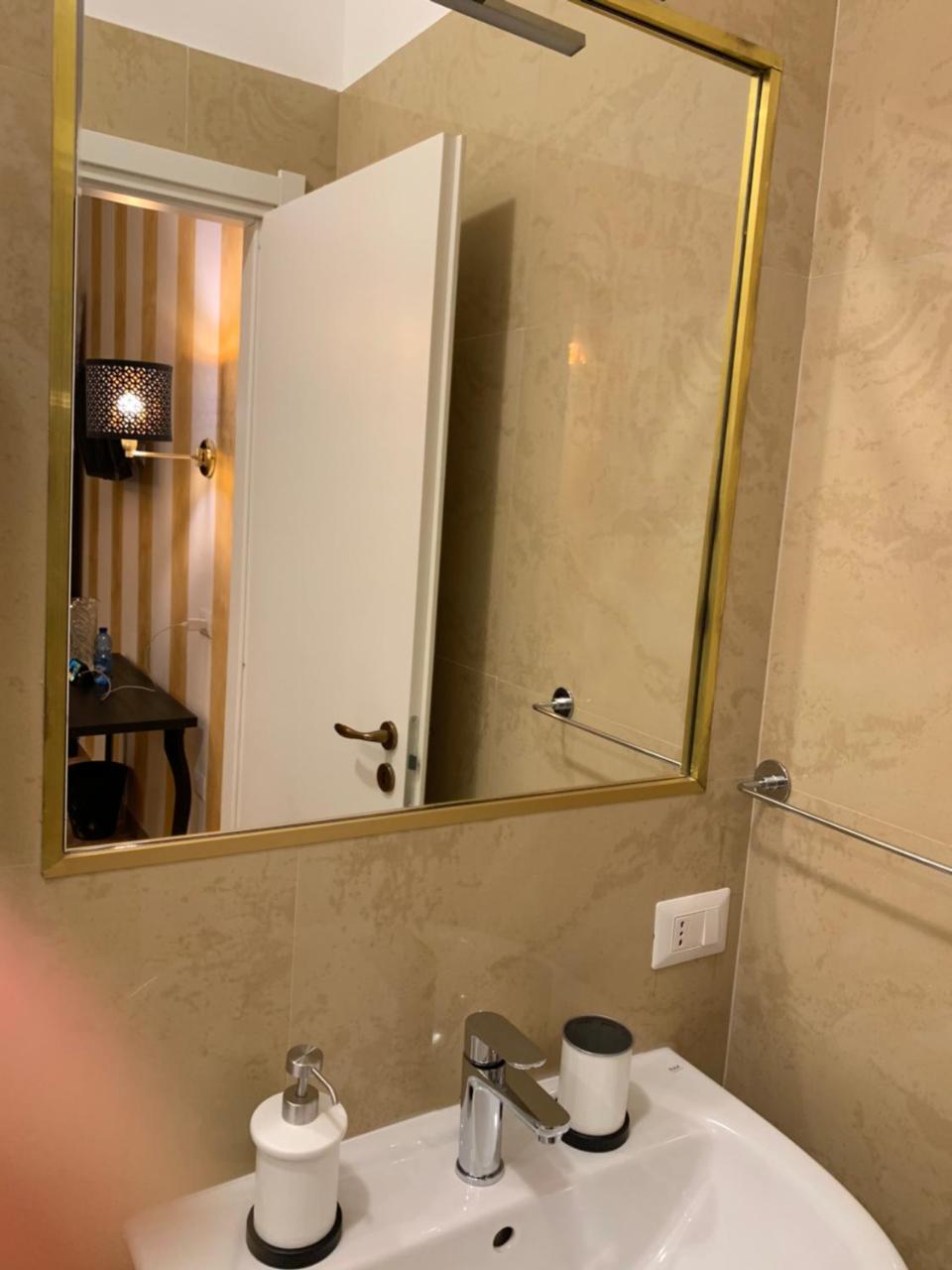 Fiumicinoa57 Bed & Breakfast Ngoại thất bức ảnh
